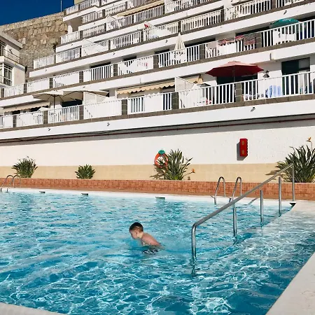 Balcony - With Ocean View. Apartamento *