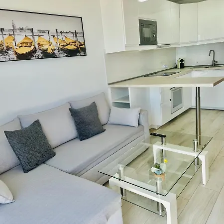 Balcony - With Ocean View. Апартаменты *